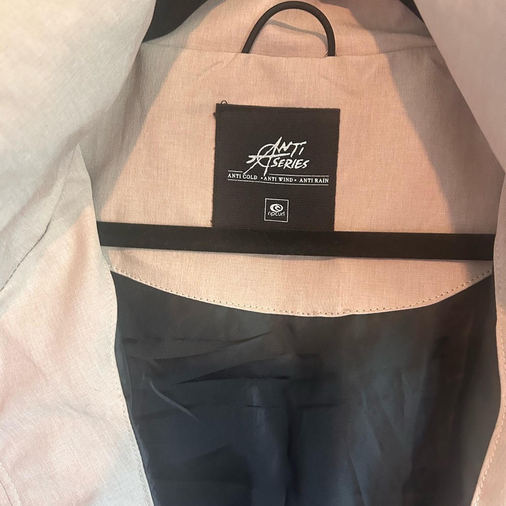 Rip Curl Anti Series hybrid Jacket - Picture 3 of 7